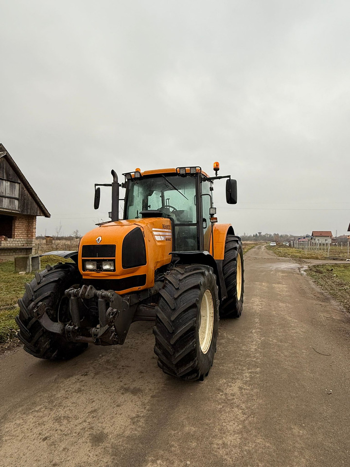 Renault RZ150 - Traktor: gambar 1 Renault RZ150 - Traktor: gambar 1