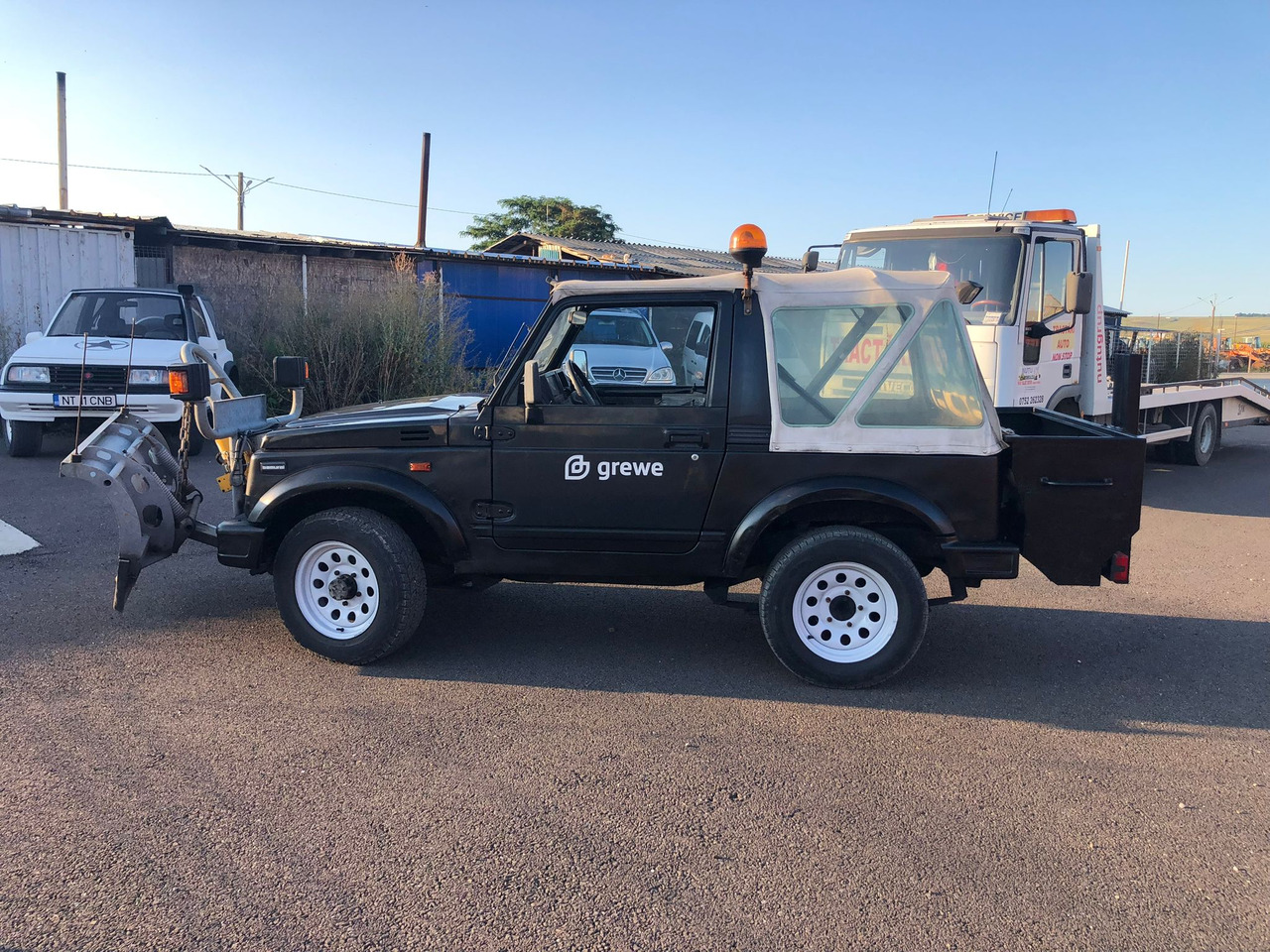 SUZUKI SAMURAI - Mobil SUV: gambar 5 SUZUKI SAMURAI - Mobil SUV: gambar 5