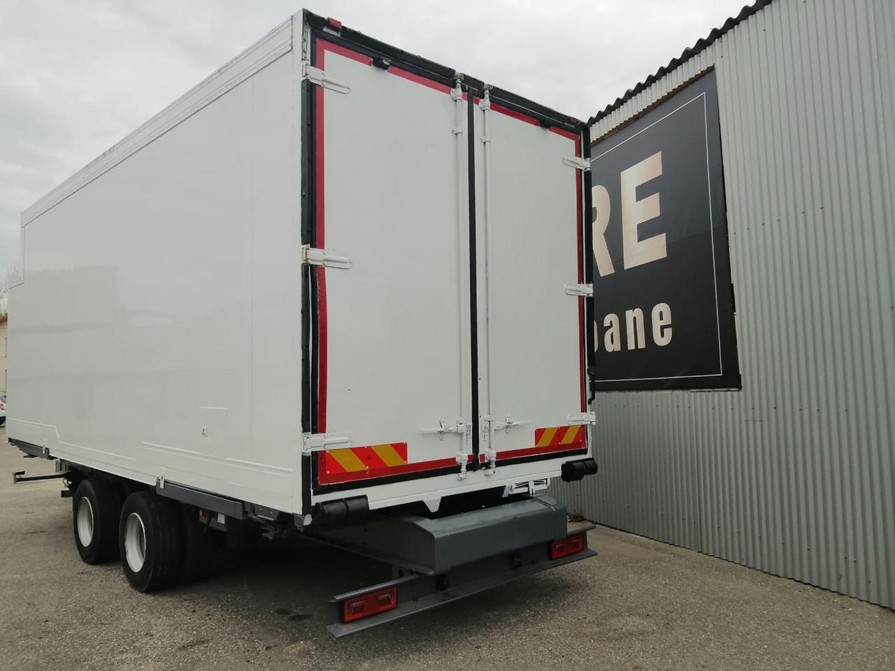 Schmitz Cargobull Container BDF Refrigerated, Meat Lines, Thermo King - Trailer berpendingin: gambar 4 Schmitz Cargobull Container BDF Refrigerated, Meat Lines, Thermo King - Trailer berpendingin: gambar 4