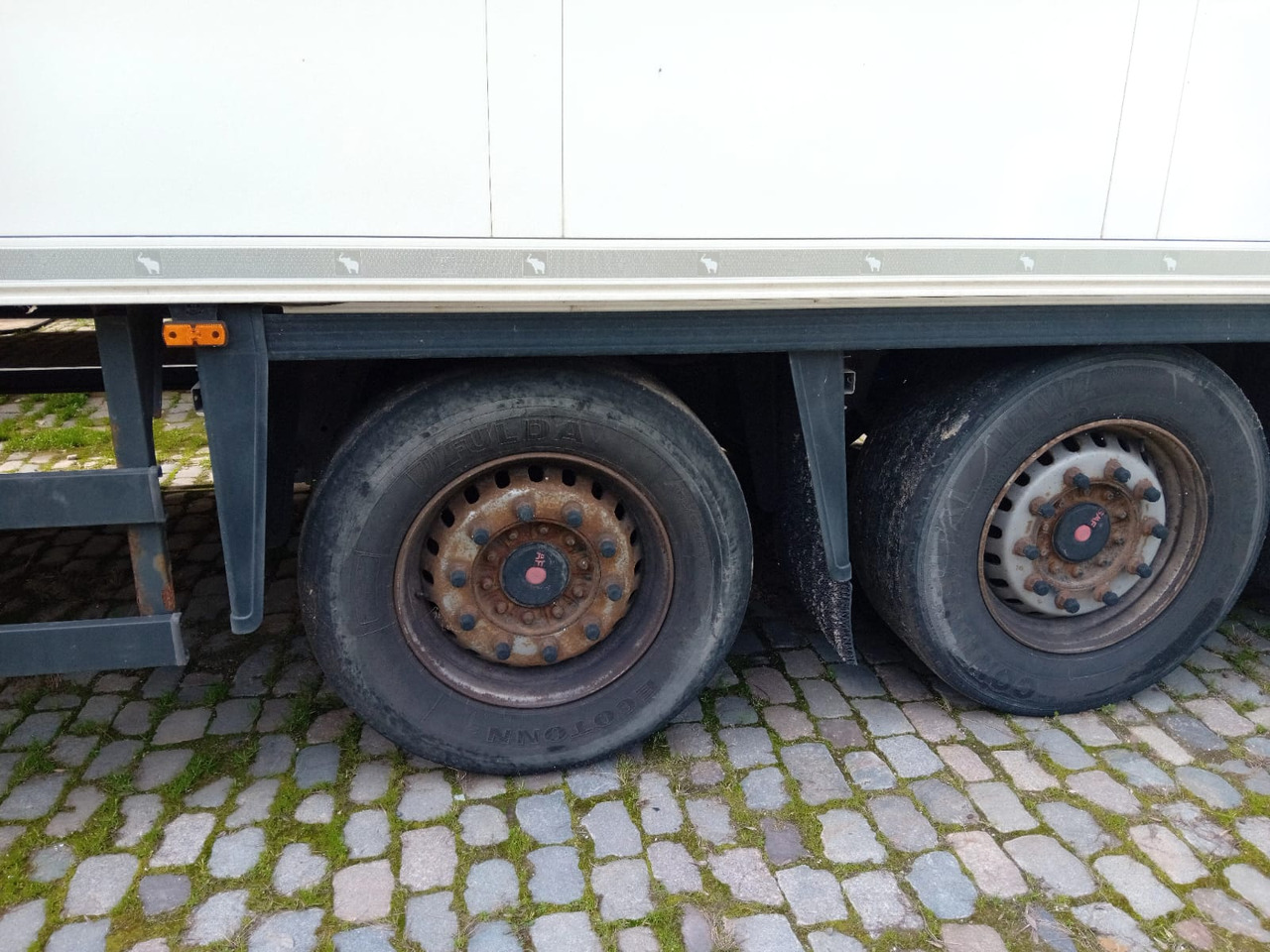 Schmitz Cargobull SCB S3B Refrigerated Semi-trailer - Semi-trailer berpendingin: gambar 2 Schmitz Cargobull SCB S3B Refrigerated Semi-trailer - Semi-trailer berpendingin: gambar 2