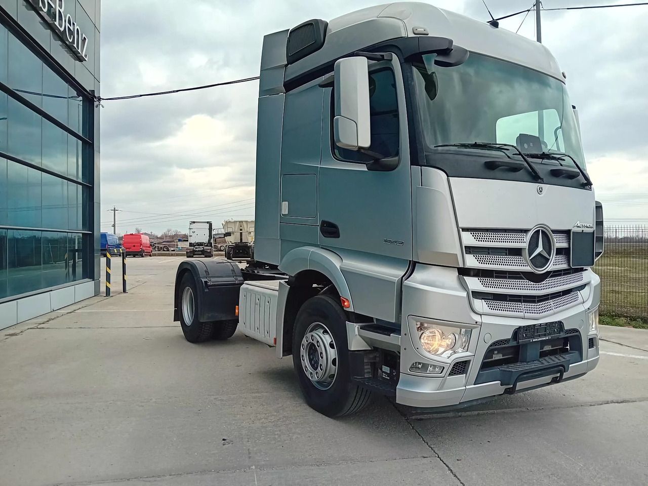 Mercedes-Benz Actros 1843 LS Full ADR , TOP !!! - Tractor head: gambar 4 Mercedes-Benz Actros 1843 LS Full ADR , TOP !!! - Tractor head: gambar 4