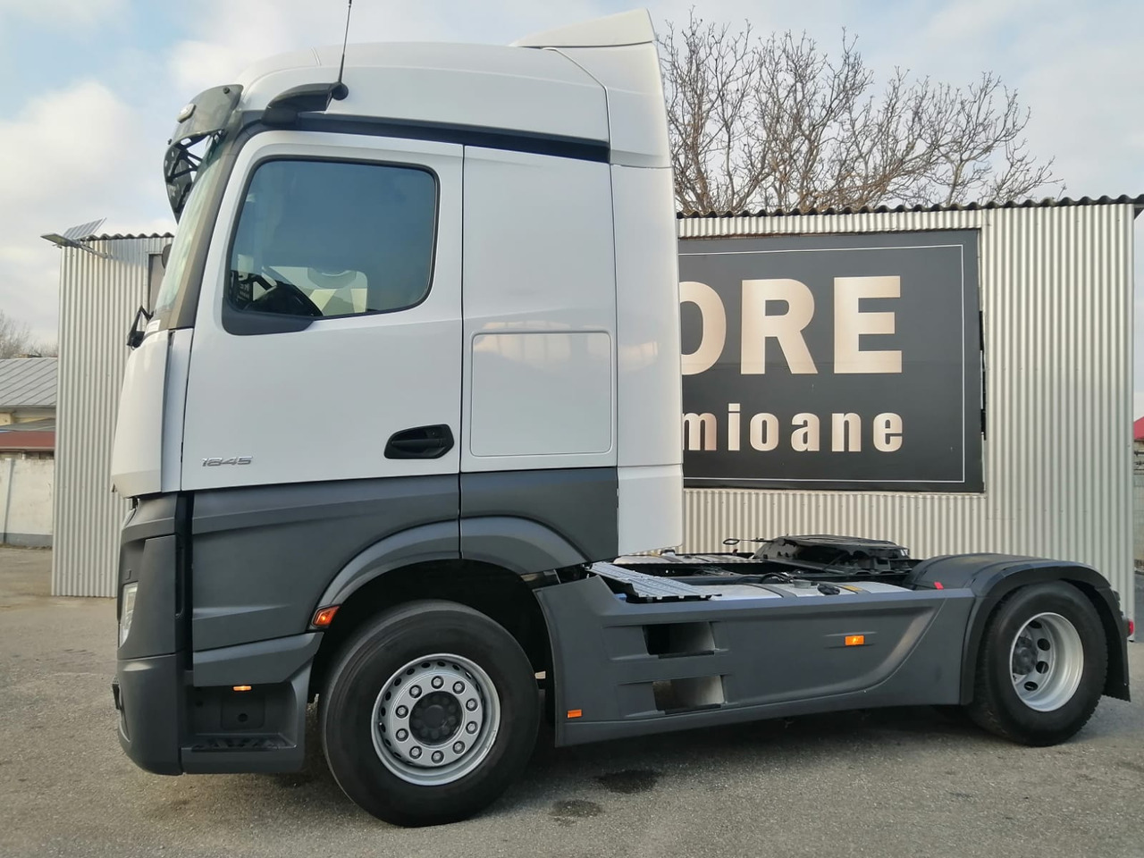 Mercedes-Benz Actros 1845 LS, BIG SPACE, TOP!!! - Tractor head: gambar 2 Mercedes-Benz Actros 1845 LS, BIG SPACE, TOP!!! - Tractor head: gambar 2