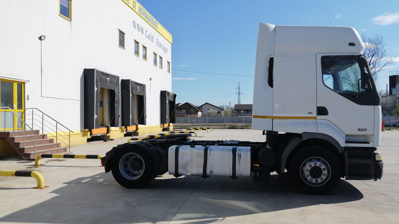 Renault Premium 420 DCI Standard Tractor, Manual ZF - Tractor head: gambar 2 Renault Premium 420 DCI Standard Tractor, Manual ZF - Tractor head: gambar 2