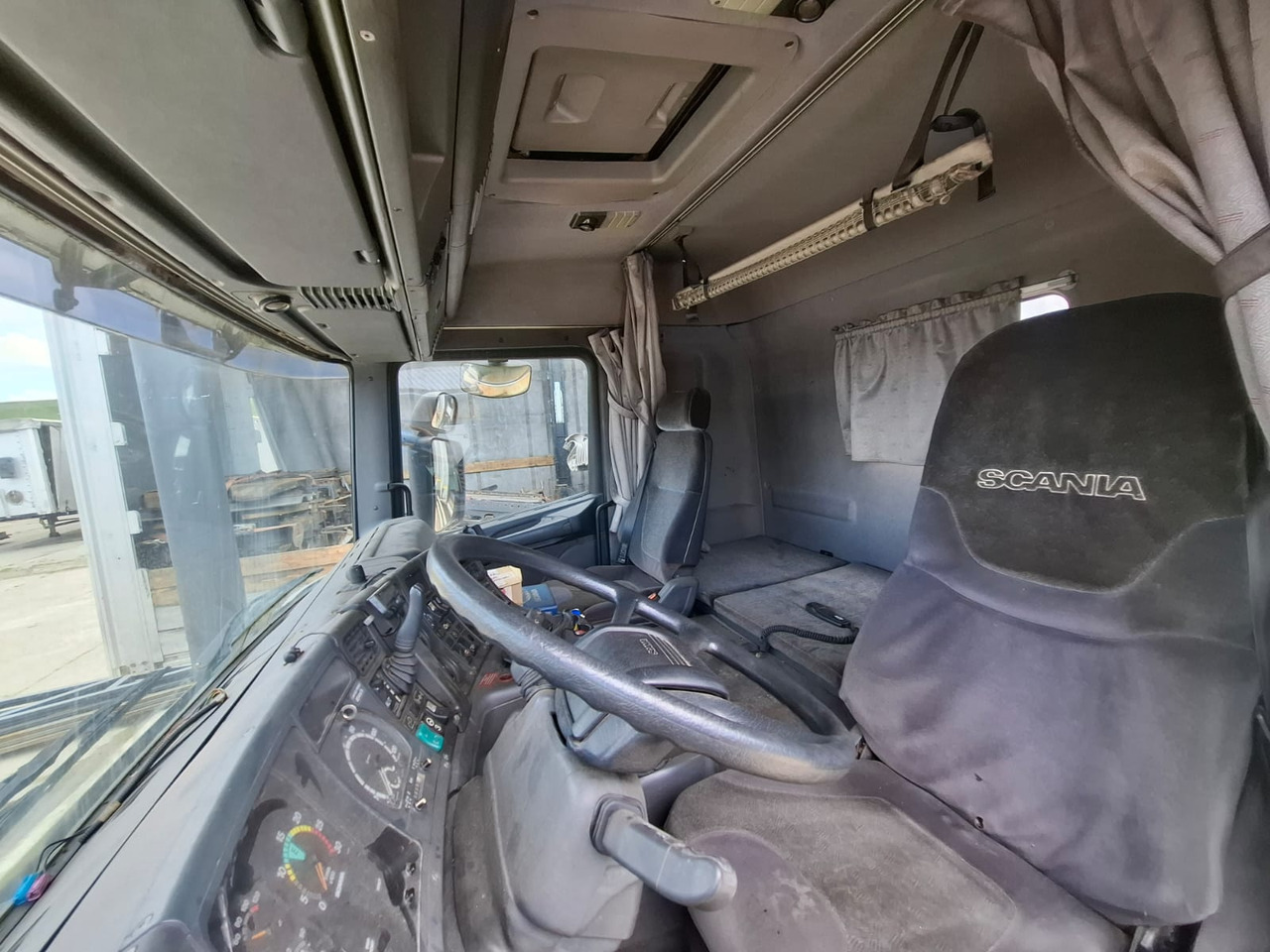 Scania B 6X2 - Tractor head: gambar 3 Scania B 6X2 - Tractor head: gambar 3