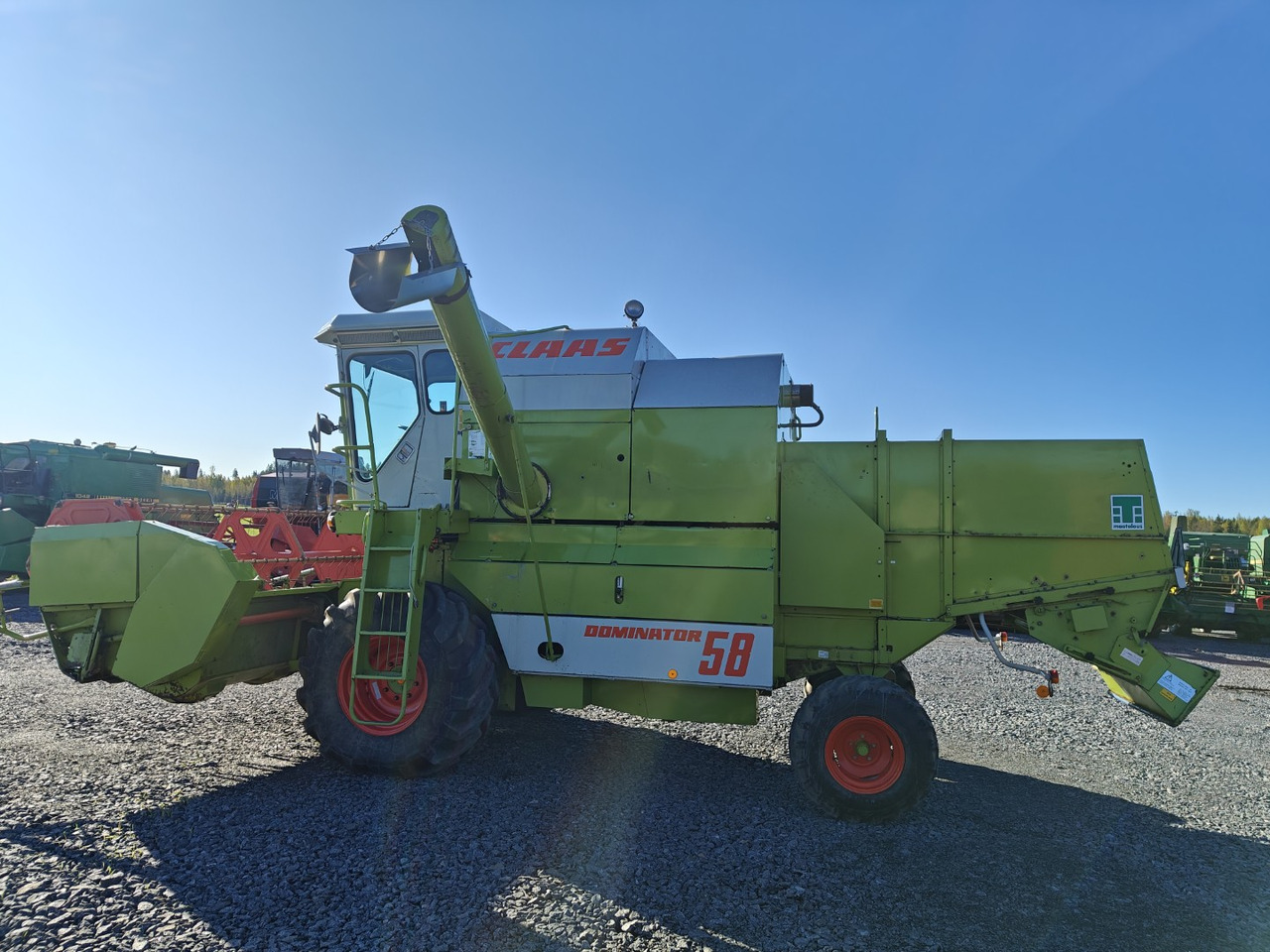 CLAAS Dominator 58 - Pemanen gabungan: gambar 2 CLAAS Dominator 58 - Pemanen gabungan: gambar 2