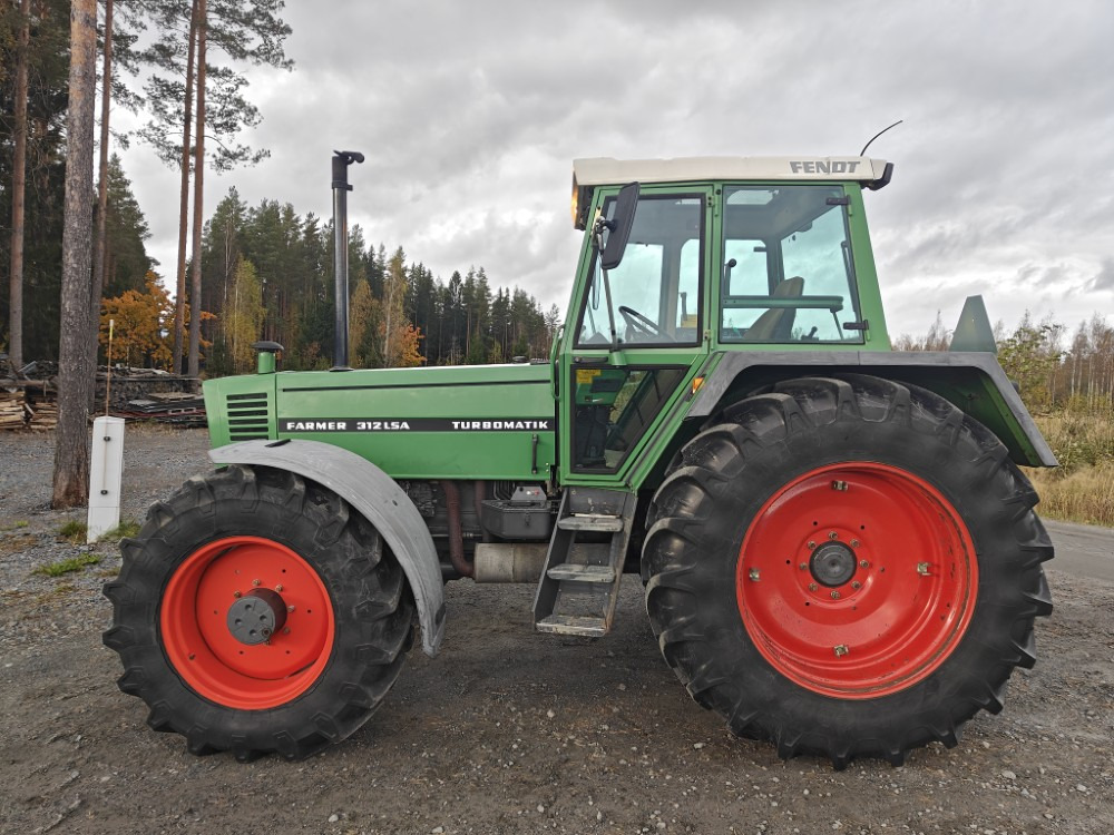 FENDT Farmer 312LSA Turbomatik - Traktor: gambar 2 FENDT Farmer 312LSA Turbomatik - Traktor: gambar 2