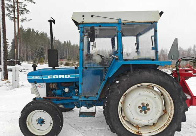 Ford 4110 traktori - Katso video! - Traktor: gambar 2 Ford 4110 traktori - Katso video! - Traktor: gambar 2