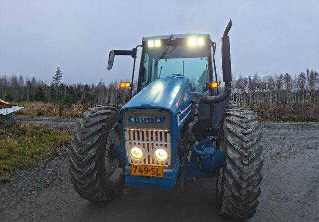 Ford County 1124 - kutoskoneella - KATSO VIDEO - Traktor: gambar 3 Ford County 1124 - kutoskoneella - KATSO VIDEO - Traktor: gambar 3