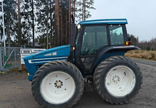 Ford County 1124 - kutoskoneella - KATSO VIDEO - Traktor: gambar 4 Ford County 1124 - kutoskoneella - KATSO VIDEO - Traktor: gambar 4