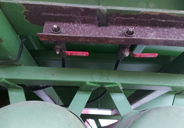 Trailer platform pertanian JALKALAVAKÄRRY - 3-akselinen ILMA-ALUSTAINEN KÄRRY MONEEN KÄYTTÖÖN: gambar 20 Trailer platform pertanian JALKALAVAKÄRRY - 3-akselinen ILMA-ALUSTAINEN KÄRRY MONEEN KÄYTTÖÖN: gambar 20