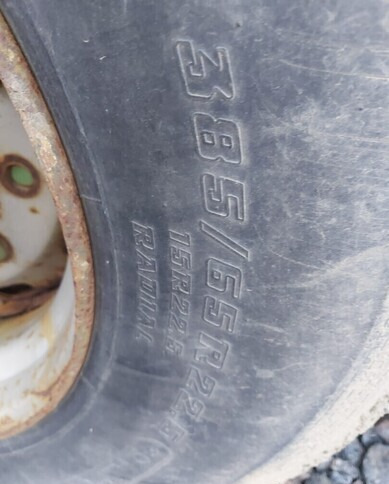 Trailer platform pertanian JALKALAVAKÄRRY - 3-akselinen ILMA-ALUSTAINEN KÄRRY MONEEN KÄYTTÖÖN: gambar 15 Trailer platform pertanian JALKALAVAKÄRRY - 3-akselinen ILMA-ALUSTAINEN KÄRRY MONEEN KÄYTTÖÖN: gambar 15