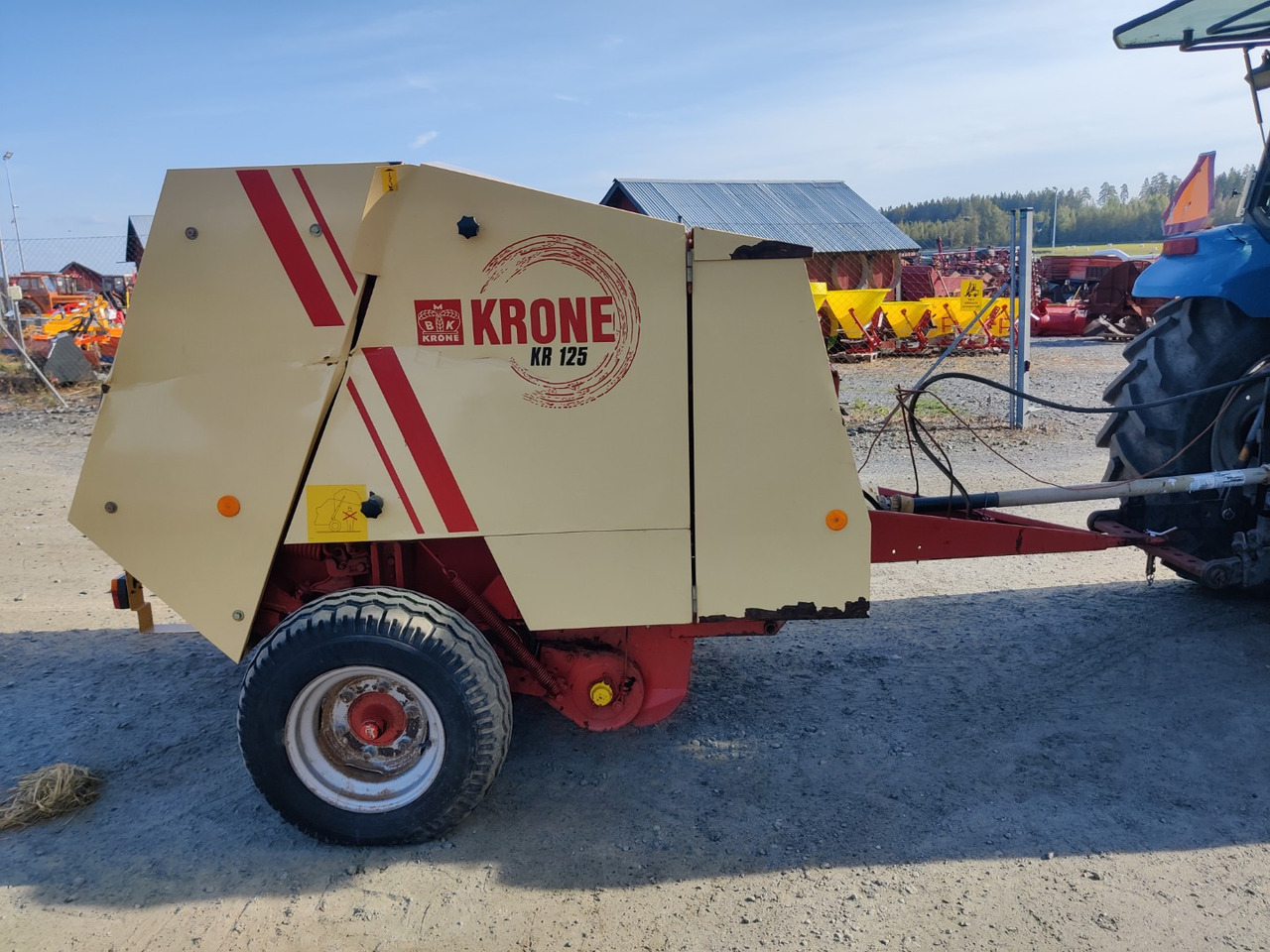 KRONE KR 125 - Baler bulat: gambar 2 KRONE KR 125 - Baler bulat: gambar 2