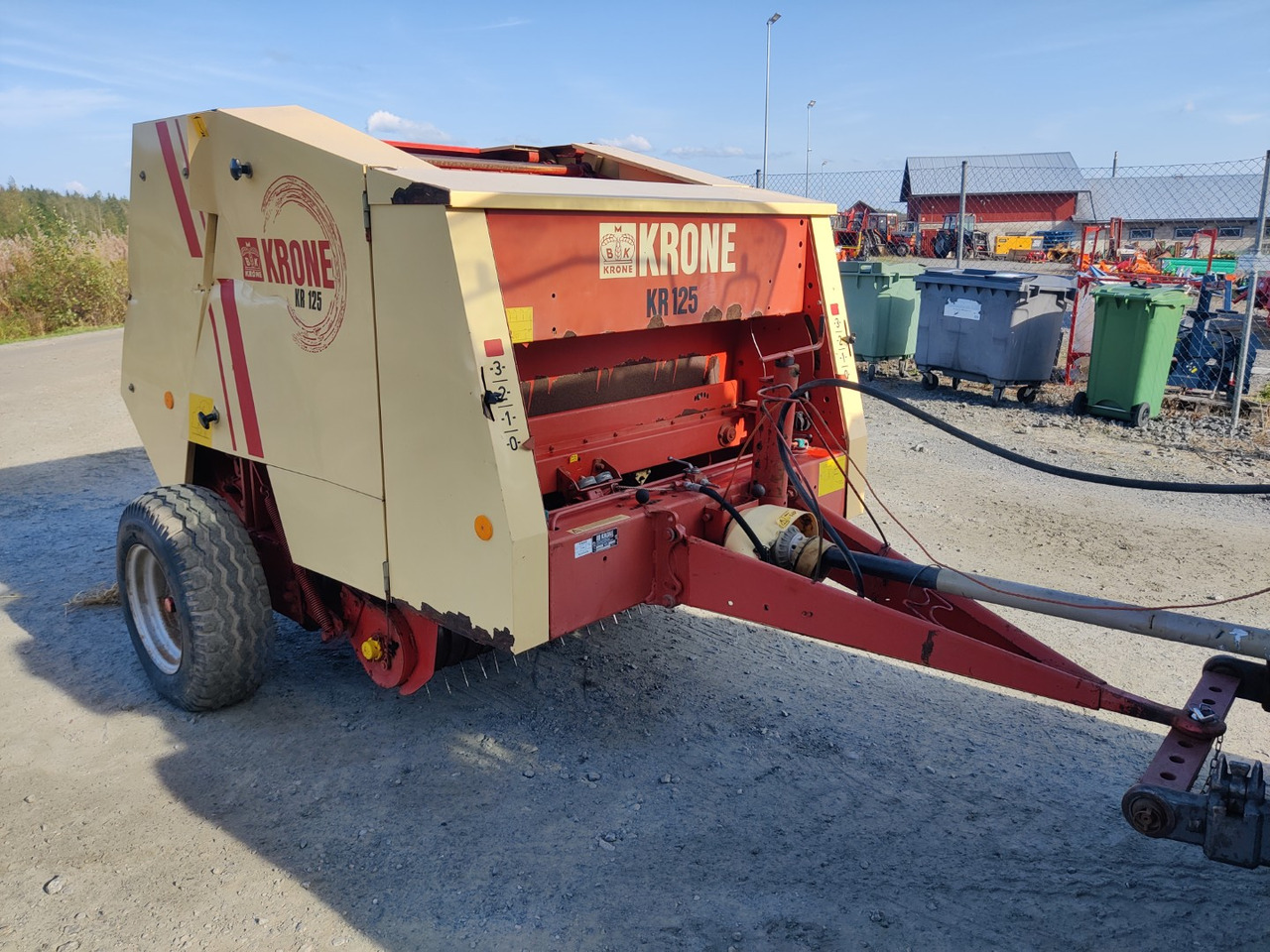 KRONE KR 125 - Baler bulat: gambar 1 KRONE KR 125 - Baler bulat: gambar 1