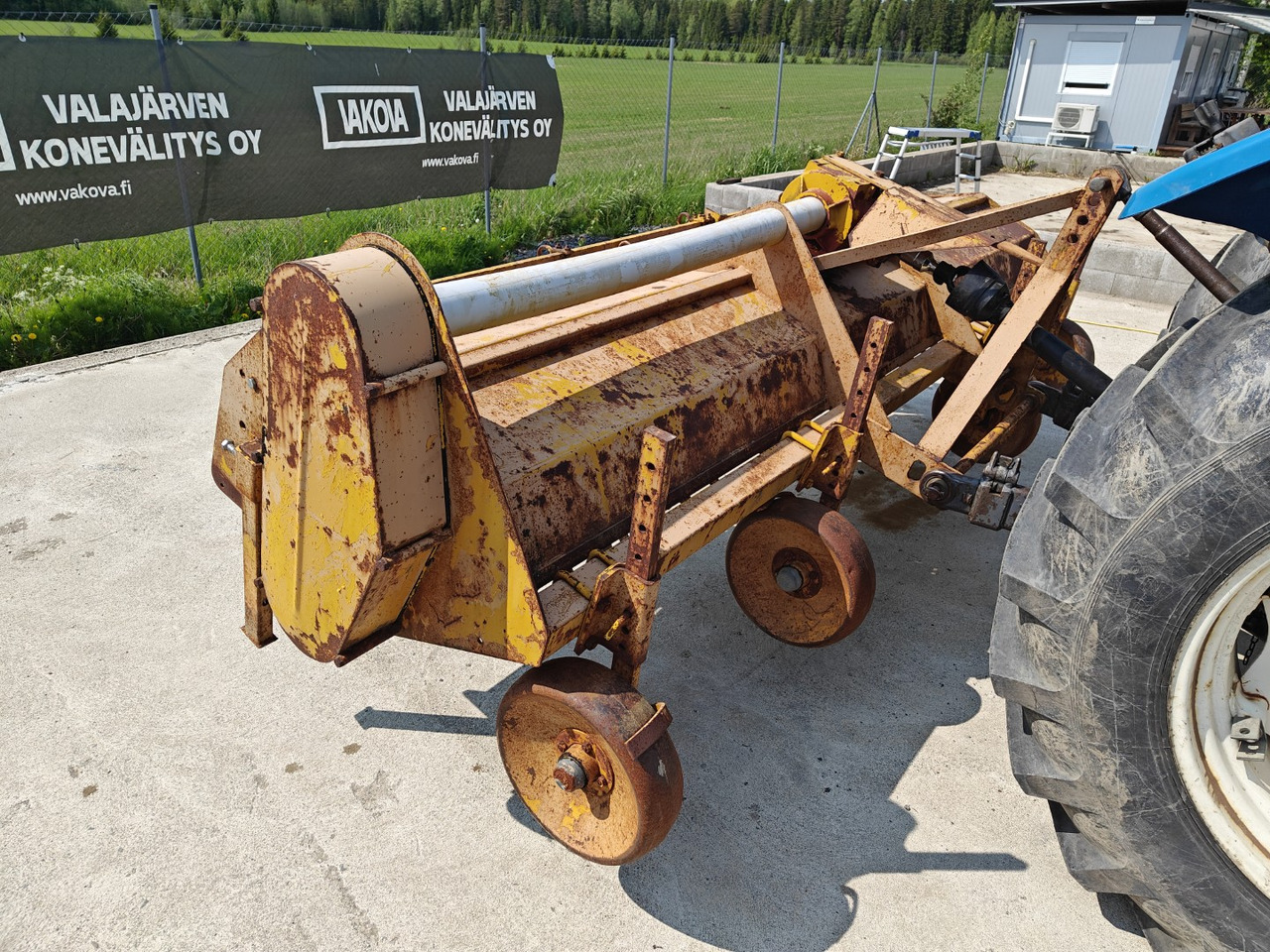 Kelajyrsin 330cm, katso video! - Rotavator: gambar 2 Kelajyrsin 330cm, katso video! - Rotavator: gambar 2