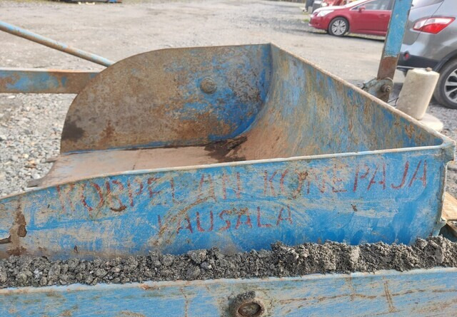 Maansiirtokauha 120cm traktoriin - VIDEO - Ember untuk Traktor: gambar 5 Maansiirtokauha 120cm traktoriin - VIDEO - Ember untuk Traktor: gambar 5