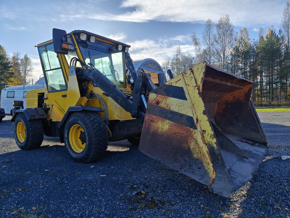 Wille 445 - Traktor kota: gambar 5 Wille 445 - Traktor kota: gambar 5