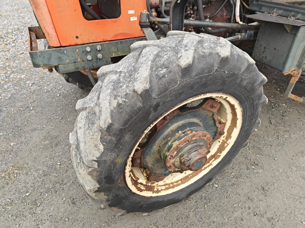Traktor ZETOR 7245 - 4WD: gambar 6 Traktor ZETOR 7245 - 4WD: gambar 6