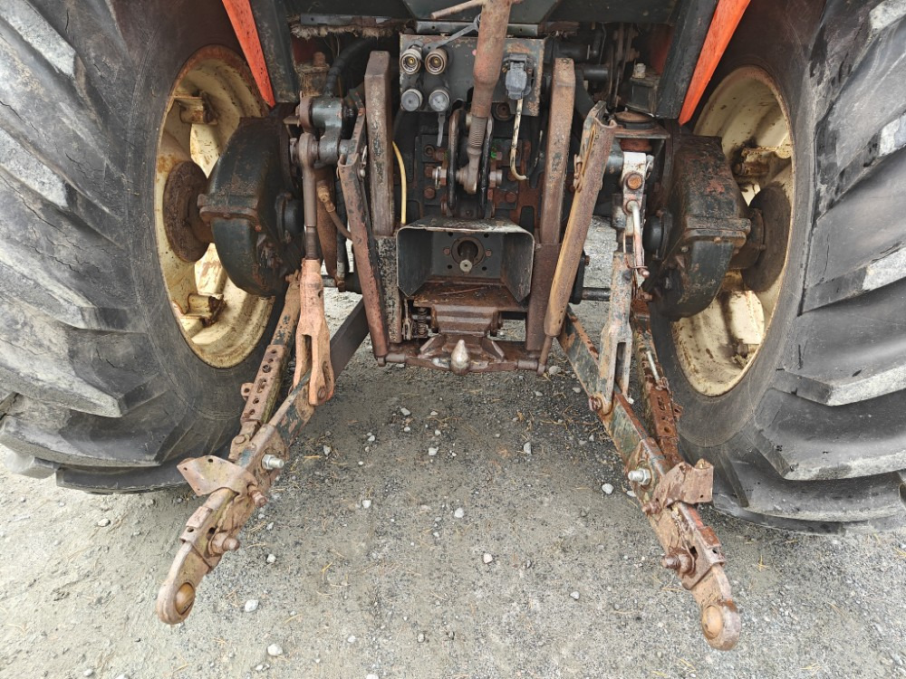 Traktor ZETOR 7245 - 4WD: gambar 10 Traktor ZETOR 7245 - 4WD: gambar 10