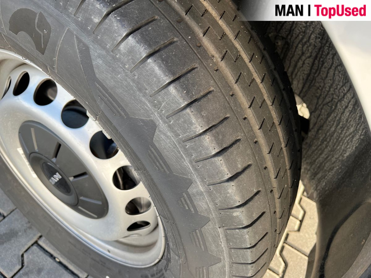 MAN TGE 3.140 4X2F SB flatbed - Van panel: gambar 3 MAN TGE 3.140 4X2F SB flatbed - Van panel: gambar 3