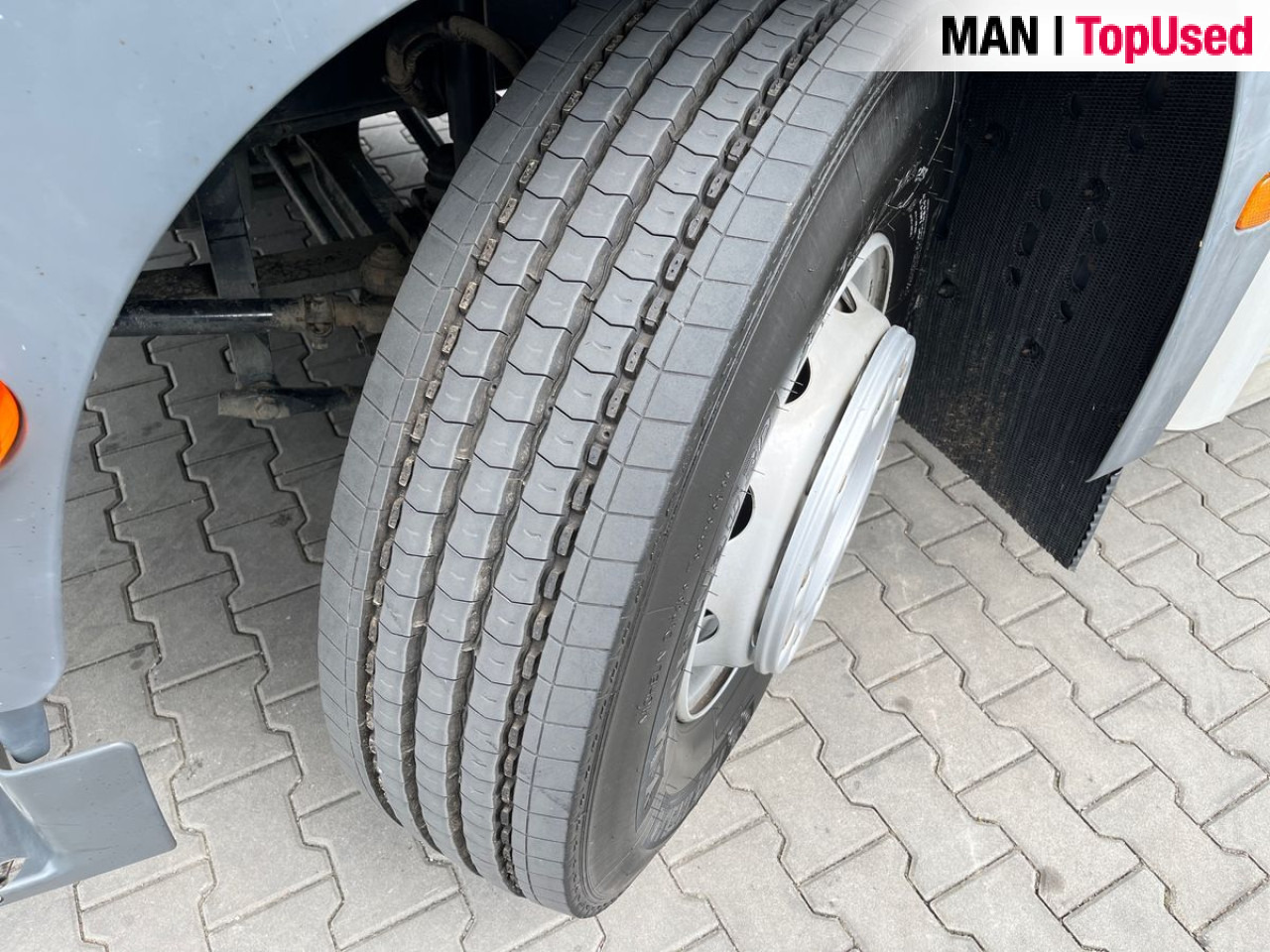 MAN TGM 15.250 4X2 BL - Truk box: gambar 4 MAN TGM 15.250 4X2 BL - Truk box: gambar 4