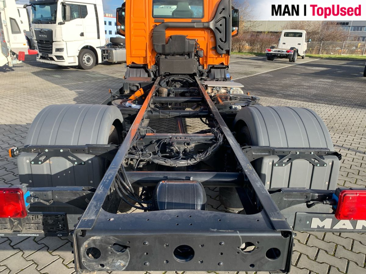 MAN TGL 12.190 4x2 BL CH Euro6 Klima AHK Luftfeder ZV - Truk sasis: gambar 4 MAN TGL 12.190 4x2 BL CH Euro6 Klima AHK Luftfeder ZV - Truk sasis: gambar 4