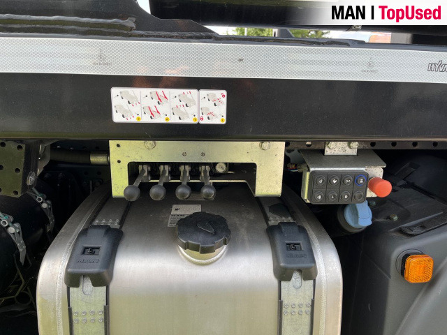 MAN TGS 26.480 6x2/4 BL CH Euro6 Pritarder Klima AHK - Truk jungkit: gambar 4 MAN TGS 26.480 6x2/4 BL CH Euro6 Pritarder Klima AHK - Truk jungkit: gambar 4