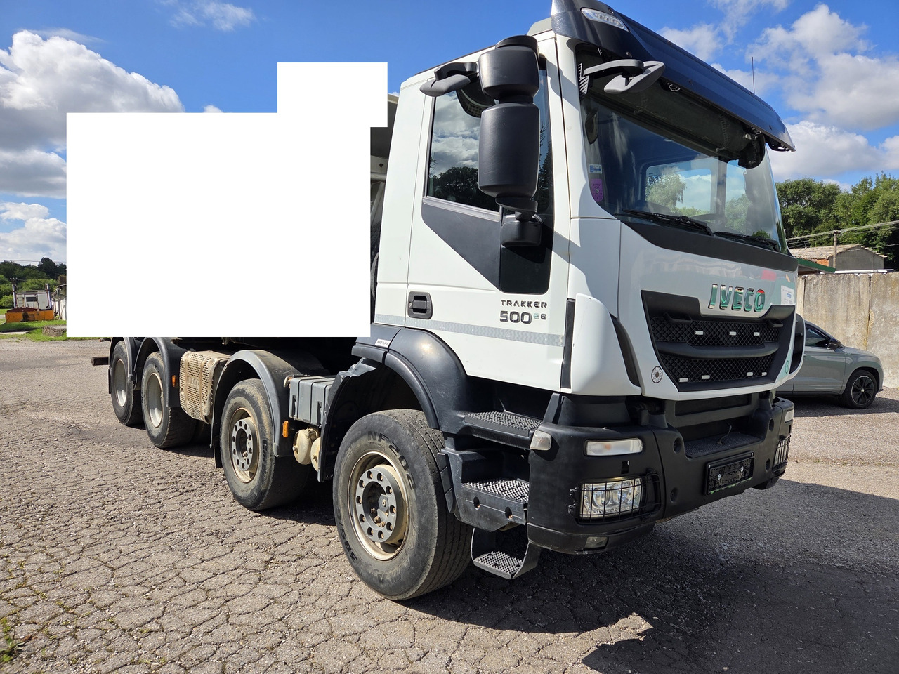 IVECO  - Truk sasis: gambar 3 IVECO  - Truk sasis: gambar 3