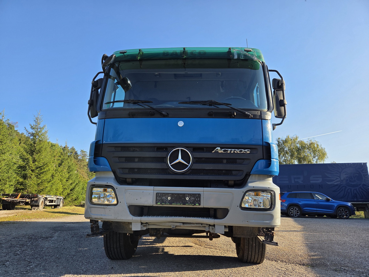 MERCEDES-BENZ ACTROS 3341 6x6 + CRANE PM 30 Radio Control - Truk flatbed, Truk derek: gambar 2 MERCEDES-BENZ ACTROS 3341 6x6 + CRANE PM 30 Radio Control - Truk flatbed, Truk derek: gambar 2