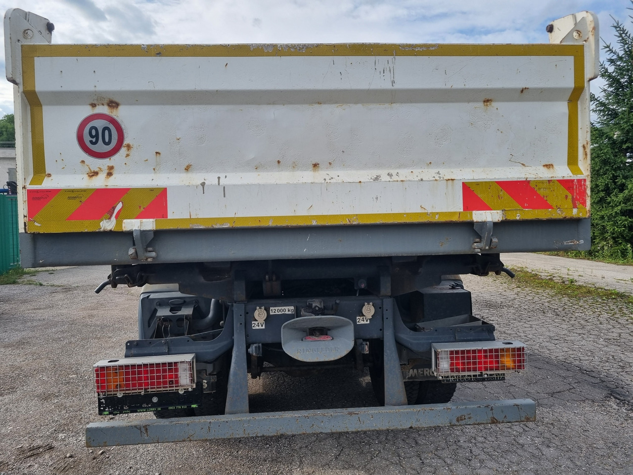 MERCEDES-BENZ ATEGO 1323 4x4 tipper + crane HIAB 095 - Truk jungkit, Truk derek: gambar 5 MERCEDES-BENZ ATEGO 1323 4x4 tipper + crane HIAB 095 - Truk jungkit, Truk derek: gambar 5
