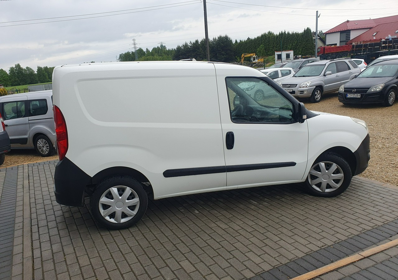 Fiat Doblo Opel Combo 1.4 Benzyna Polski Salon - Van panel: gambar 5 Fiat Doblo Opel Combo 1.4 Benzyna Polski Salon - Van panel: gambar 5