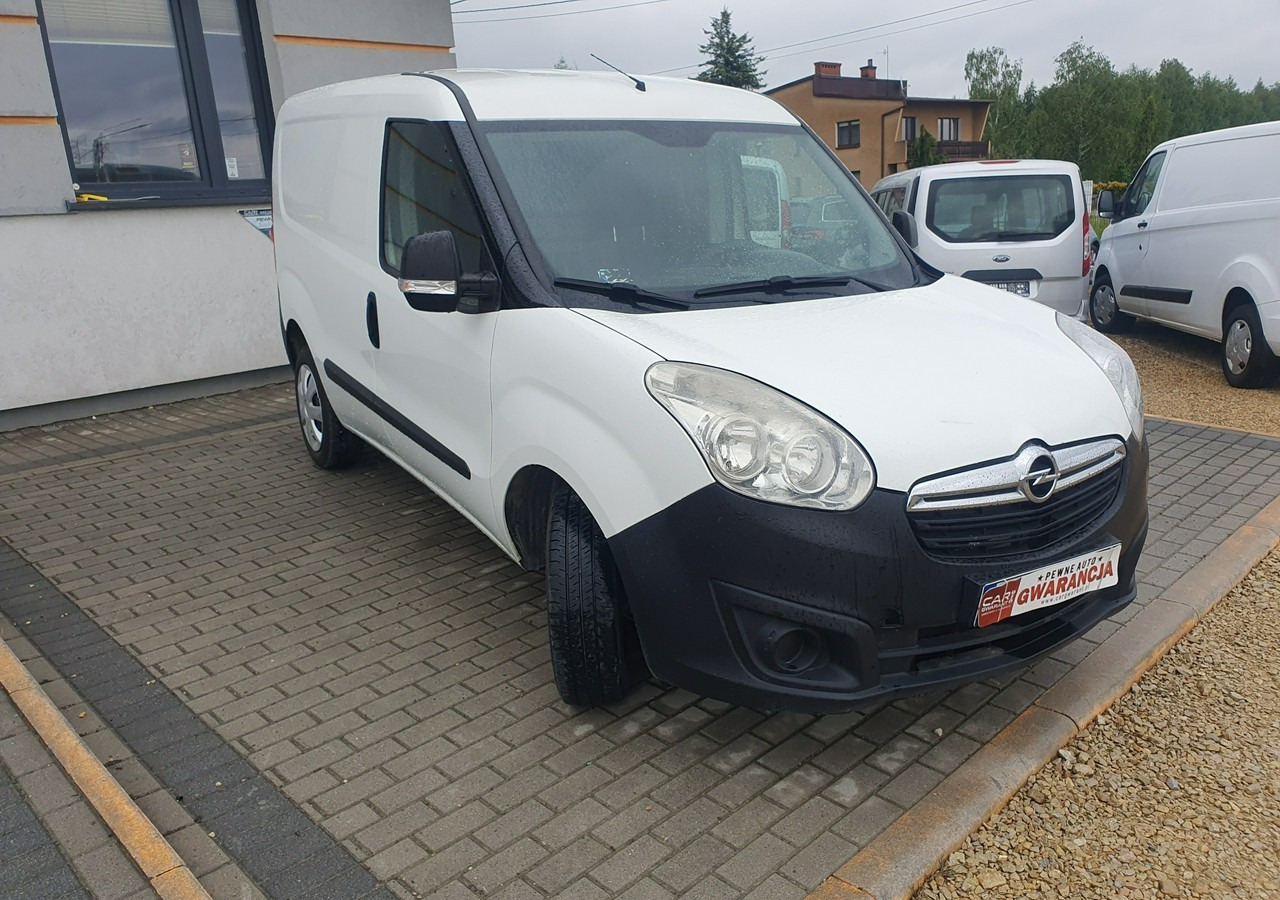 Fiat Doblo Opel Combo 1.4 Benzyna Polski Salon - Van panel: gambar 3 Fiat Doblo Opel Combo 1.4 Benzyna Polski Salon - Van panel: gambar 3