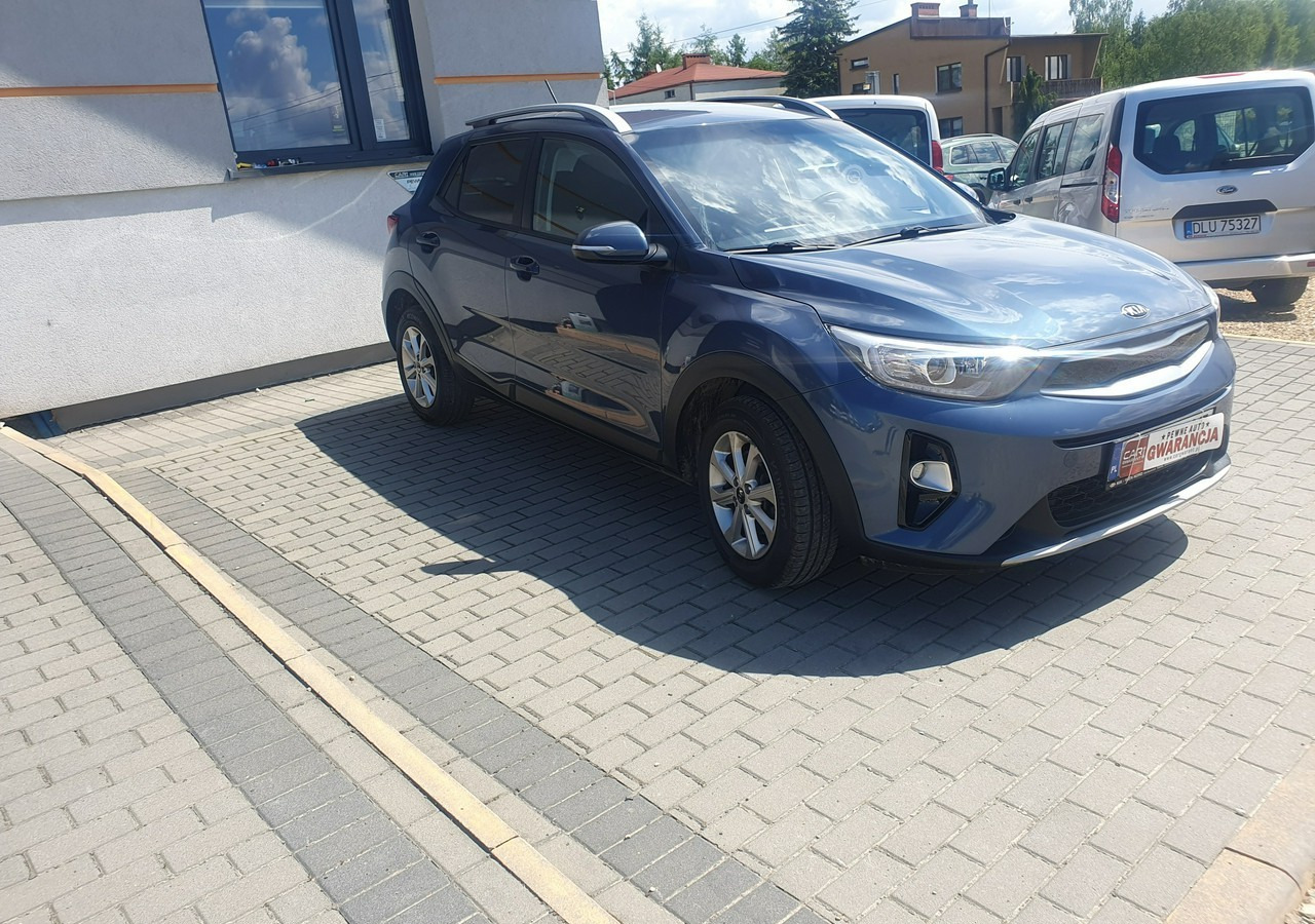 Kia Stonic bogate wyposażenie * - Mobil: gambar 4 Kia Stonic bogate wyposażenie * - Mobil: gambar 4