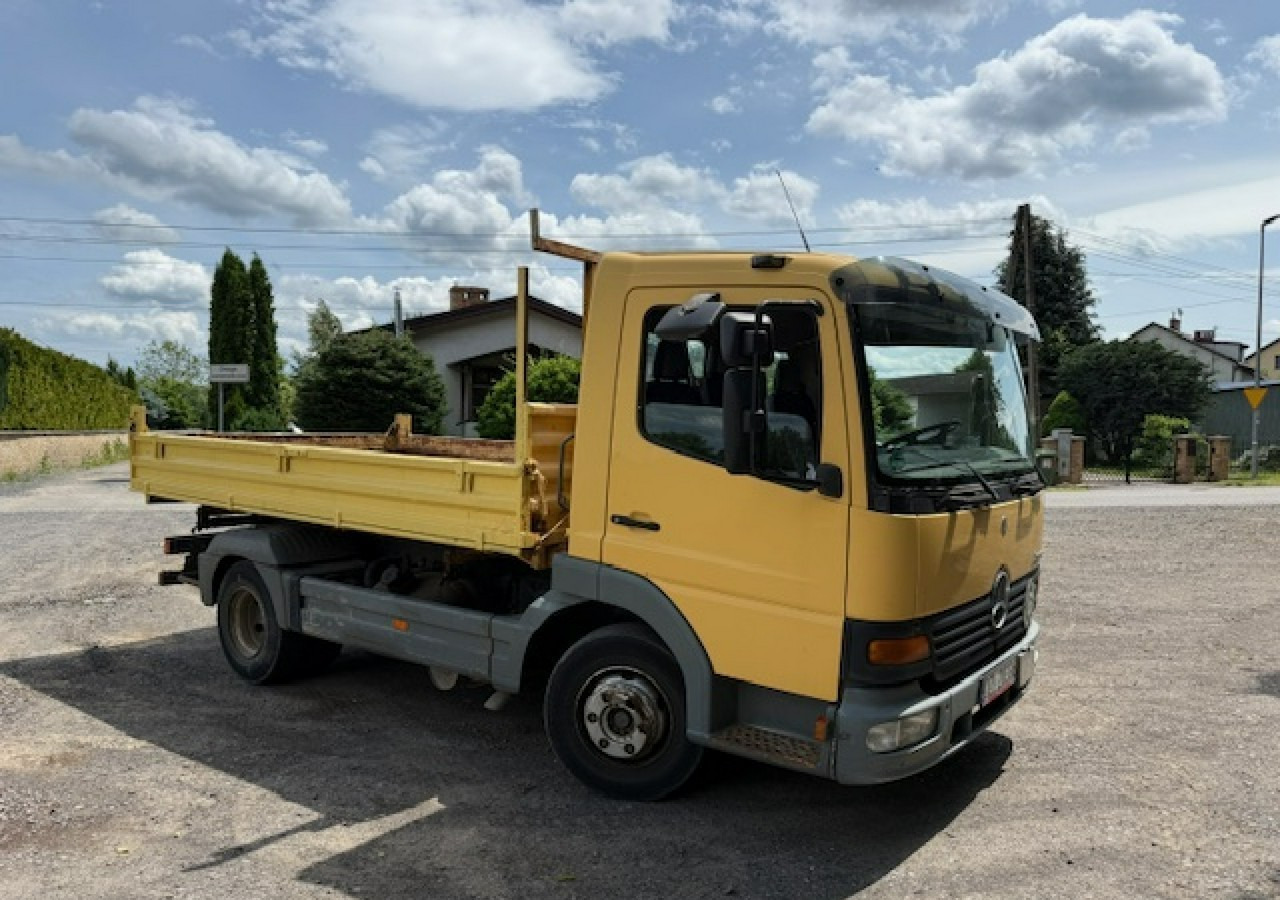 Mercedes-Benz Atego 3 stronna wywrotka * mały przebieg* - Truk jungkit: gambar 4 Mercedes-Benz Atego 3 stronna wywrotka * mały przebieg* - Truk jungkit: gambar 4