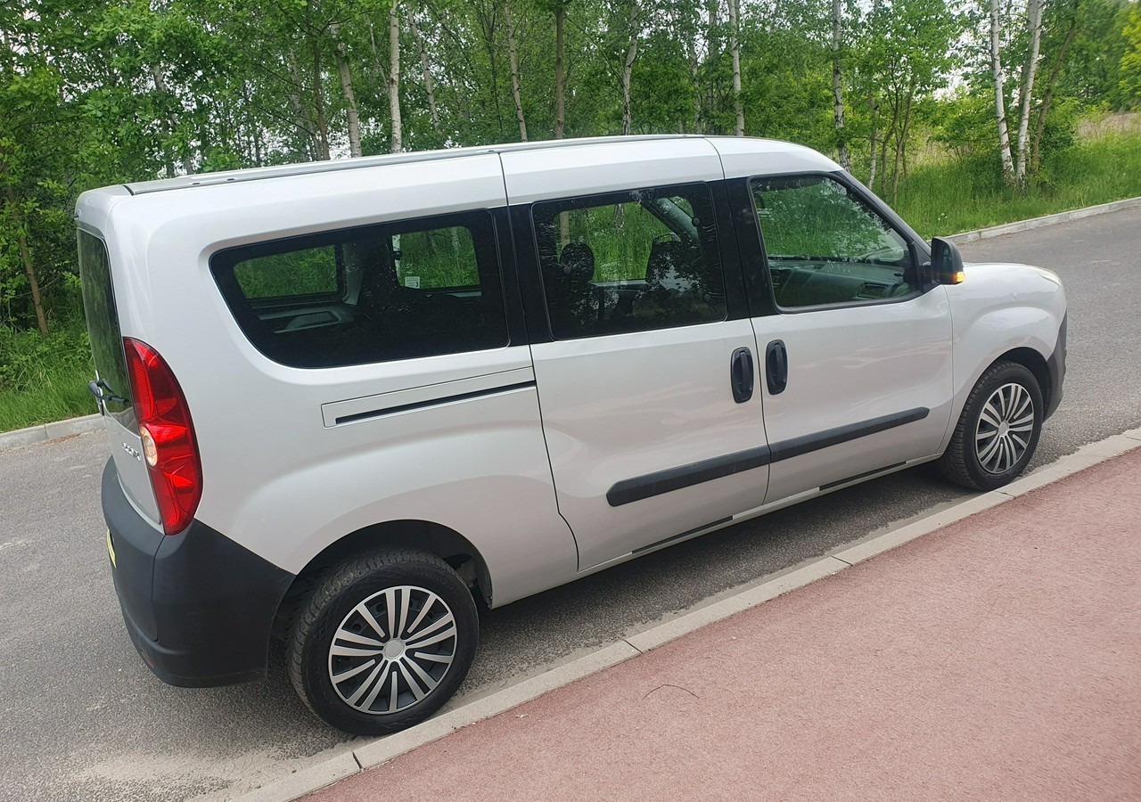 Opel Combo III wersja długa *long* - Mobil: gambar 5 Opel Combo III wersja długa *long* - Mobil: gambar 5