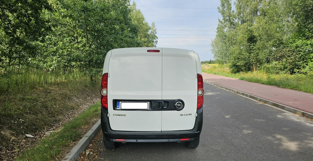Opel Combo krajowy * jeden właściciel *wersja long* - Van panel: gambar 5 Opel Combo krajowy * jeden właściciel *wersja long* - Van panel: gambar 5