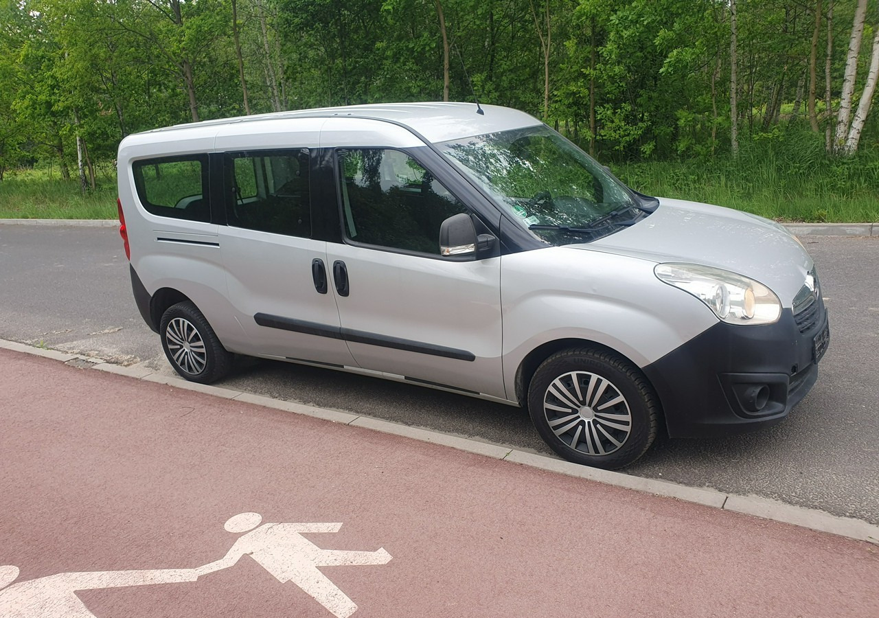 Opel Combo long*combo *doblo* krajówka *fv vat 23%* - Mobil: gambar 4 Opel Combo long*combo *doblo* krajówka *fv vat 23%* - Mobil: gambar 4