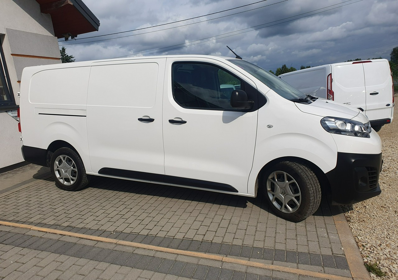 Opel Vivaro 2,0 Diesel | 160 tyś.km | Stan bdb! - Van panel: gambar 4 Opel Vivaro 2,0 Diesel | 160 tyś.km | Stan bdb! - Van panel: gambar 4