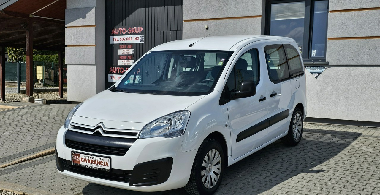 Peugeot Partner II 5 -osobowy - Mobil: gambar 4 Peugeot Partner II 5 -osobowy - Mobil: gambar 4