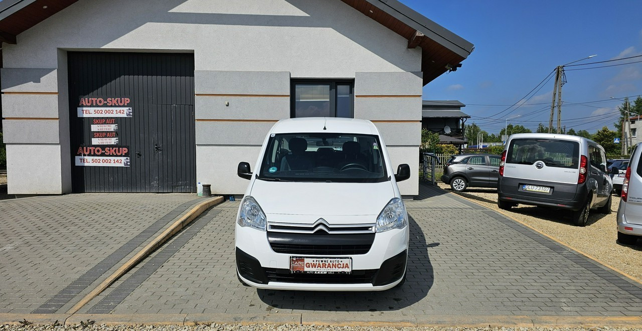 Peugeot Partner II 5 -osobowy - Mobil: gambar 3 Peugeot Partner II 5 -osobowy - Mobil: gambar 3