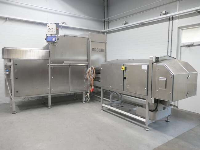 Magurit 3D cutting line for frozen products Unicut 547 - Mesin makanan: gambar 1 Magurit 3D cutting line for frozen products Unicut 547 - Mesin makanan: gambar 1
