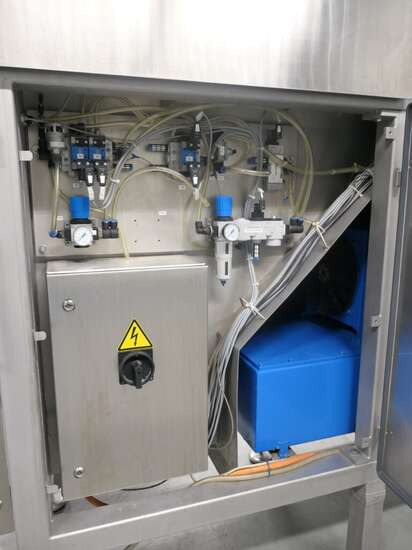 Magurit 3D cutting line for frozen products Unicut 547 - Mesin makanan: gambar 4 Magurit 3D cutting line for frozen products Unicut 547 - Mesin makanan: gambar 4