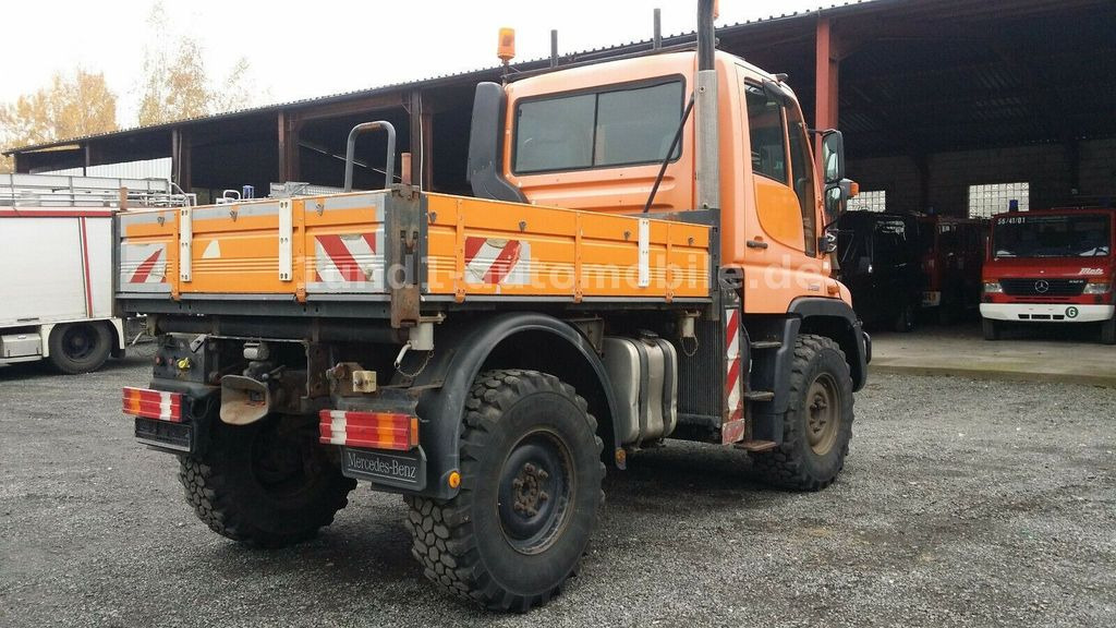 Mercedes-Benz Unimog U 300 Kipper Zugmaschine Kommunalhydraulik U 500 400 U 300 Kipper Zugmaschine Kommunalhydraulik U 500 400 - Kendaraan Kota/ Khusus: gambar 3 Mercedes-Benz Unimog U 300 Kipper Zugmaschine Kommunalhydraulik U 500 400 U 300 Kipper Zugmaschine Kommunalhydraulik U 500 400 - Kendaraan Kota/ Khusus: gambar 3