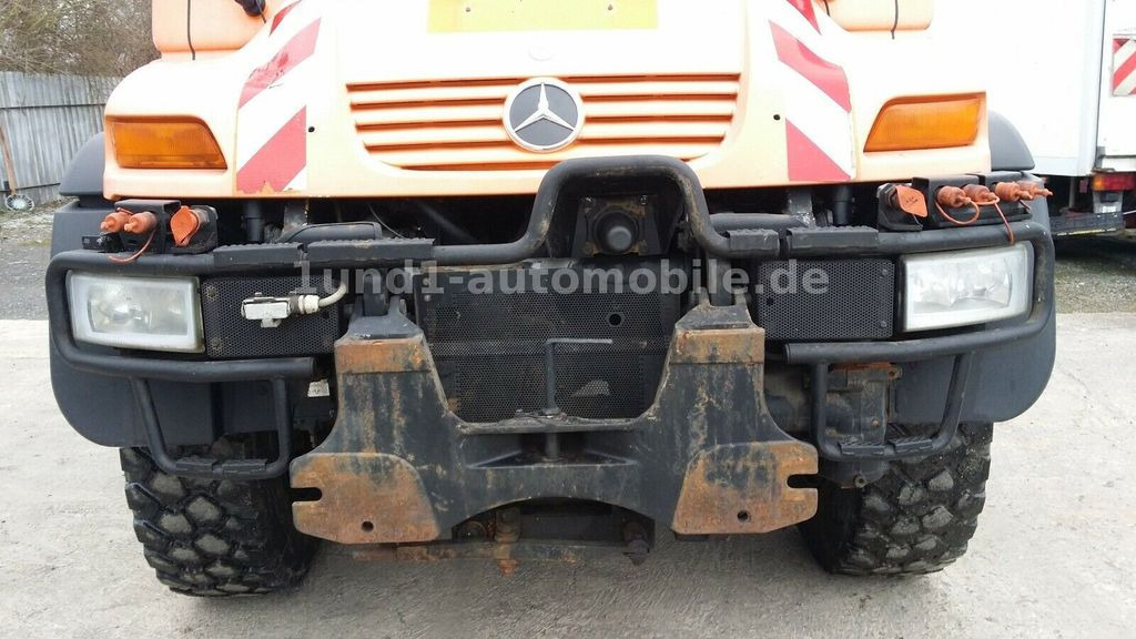 Mercedes-Benz Unimog U 500 Kipper Kommunalhydraulik U 300 400 U 500 Kipper Kommunalhydraulik U 300 400 - Kendaraan Kota/ Khusus: gambar 4 Mercedes-Benz Unimog U 500 Kipper Kommunalhydraulik U 300 400 U 500 Kipper Kommunalhydraulik U 300 400 - Kendaraan Kota/ Khusus: gambar 4