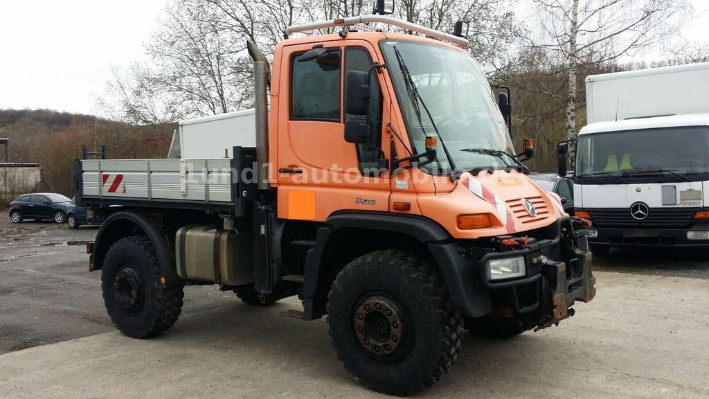 Mercedes-Benz Unimog U 500 Kipper Kommunalhydraulik U 300 400 U 500 Kipper Kommunalhydraulik U 300 400 - Kendaraan Kota/ Khusus: gambar 3 Mercedes-Benz Unimog U 500 Kipper Kommunalhydraulik U 300 400 U 500 Kipper Kommunalhydraulik U 300 400 - Kendaraan Kota/ Khusus: gambar 3