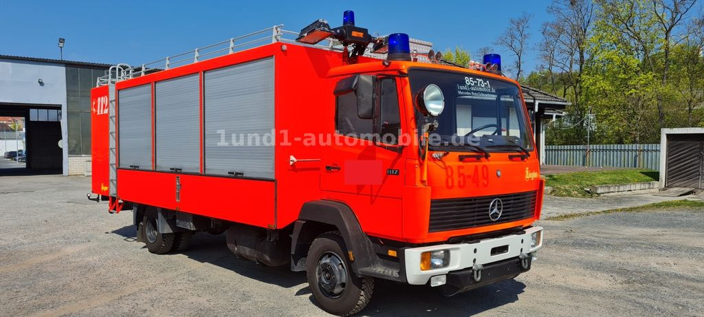 Mercedes-Benz 817 Feuerwehr GWG Nur 9.650 orig. Km 817 Feuerwehr GWG Nur 9.650 orig. Km - Truk pemadam kebakaran: gambar 1 Mercedes-Benz 817 Feuerwehr GWG Nur 9.650 orig. Km 817 Feuerwehr GWG Nur 9.650 orig. Km - Truk pemadam kebakaran: gambar 1