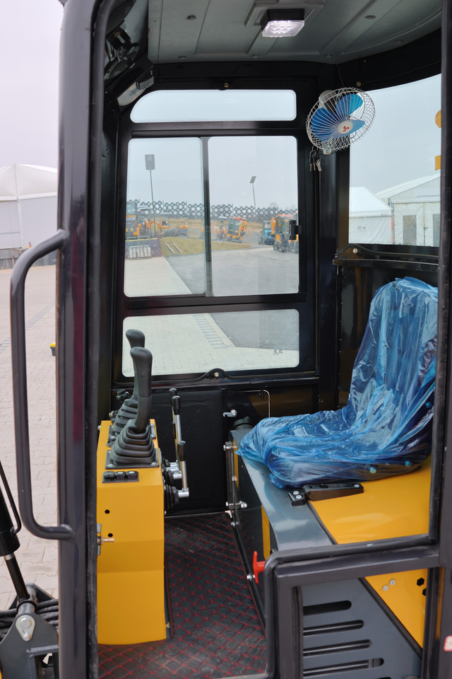 APS OKW12 - Ekskavator mini: gambar 3 APS OKW12 - Ekskavator mini: gambar 3