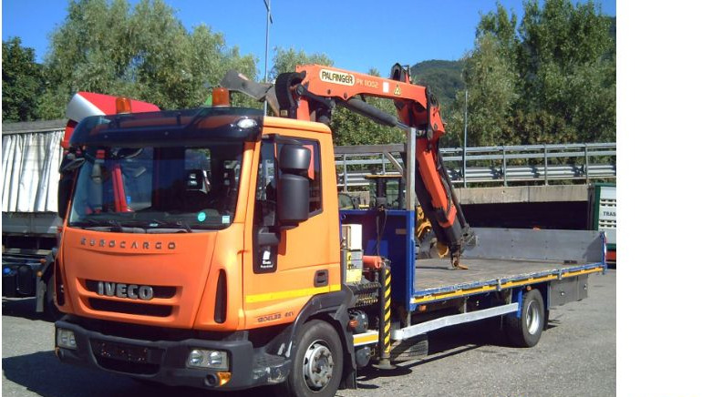 Iveco EUROCARGOeurocargo 120el22 - Truk flatbed, Truk derek: gambar 1 Iveco EUROCARGOeurocargo 120el22 - Truk flatbed, Truk derek: gambar 1