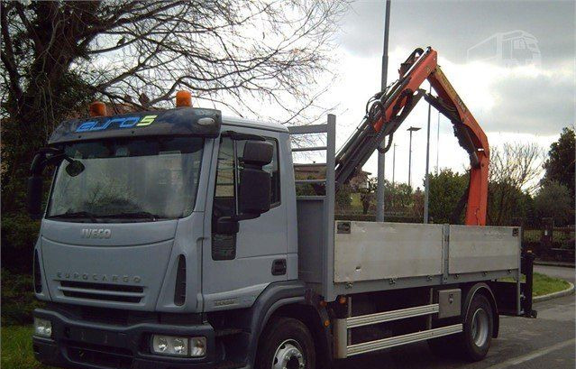 Iveco EUROCARGOeurocargo 160e25 - Truk flatbed, Truk derek: gambar 1 Iveco EUROCARGOeurocargo 160e25 - Truk flatbed, Truk derek: gambar 1