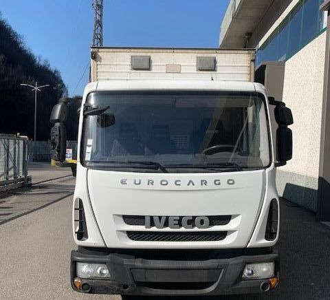 Iveco Eurocargo 75e16Eurocargo 75e16 - Truk box: gambar 2 Iveco Eurocargo 75e16Eurocargo 75e16 - Truk box: gambar 2