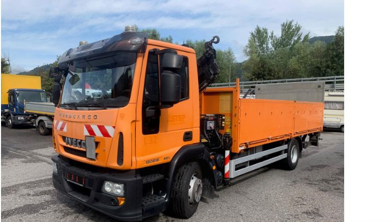 Iveco eurocargo 120eeurocargo 120e - Truk flatbed, Truk derek: gambar 1 Iveco eurocargo 120eeurocargo 120e - Truk flatbed, Truk derek: gambar 1